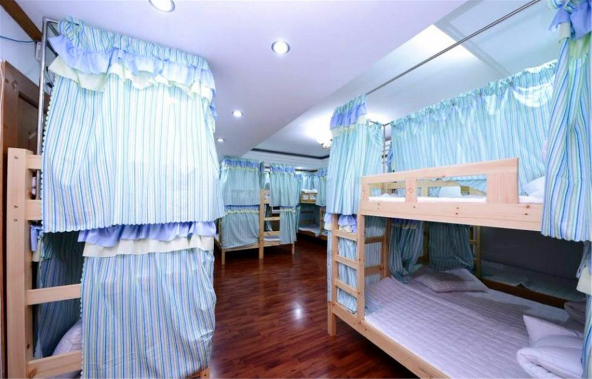 Harbin Ice And Snow Romance Hostel Exterior photo